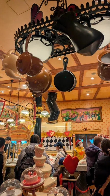 クイーン・オブ・ハートのバンケットホールの画像2