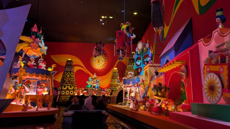 イッツ・ア・スモールワールドの画像3